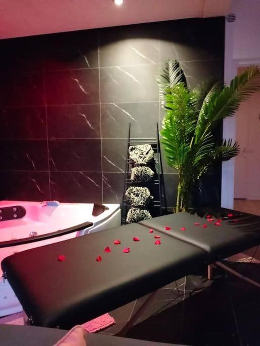 Love & Relax Επερνέ Εξωτερικό φωτογραφία